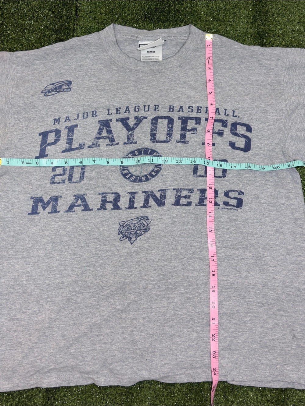 Puma Gray 'Playoffs Mariners 2000' Graphic Crewneck Tee - Picture 6 of 8